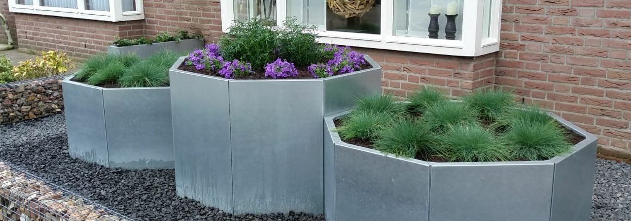 Pflanzgefäße aus verzinktem Stahl Pflanzgefäße aus verzinktem Stahl