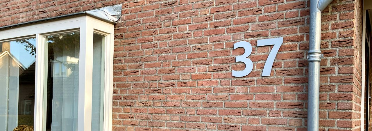 Hausnummern aus Edelstahl Hausnummern aus Edelstahl