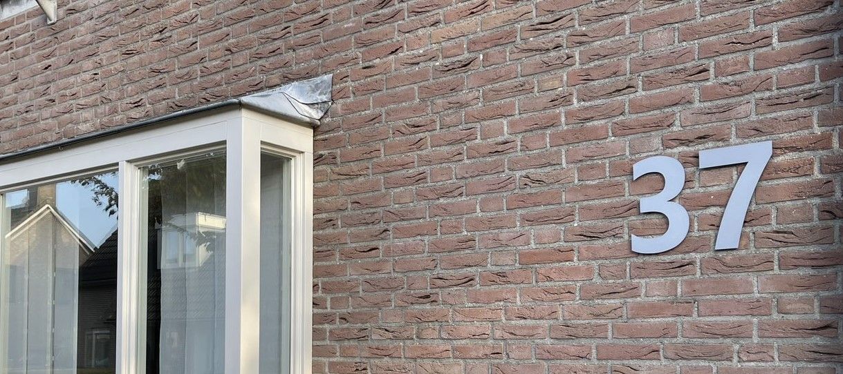 Hausnummern aus Edelstahl Hausnummern aus Edelstahl