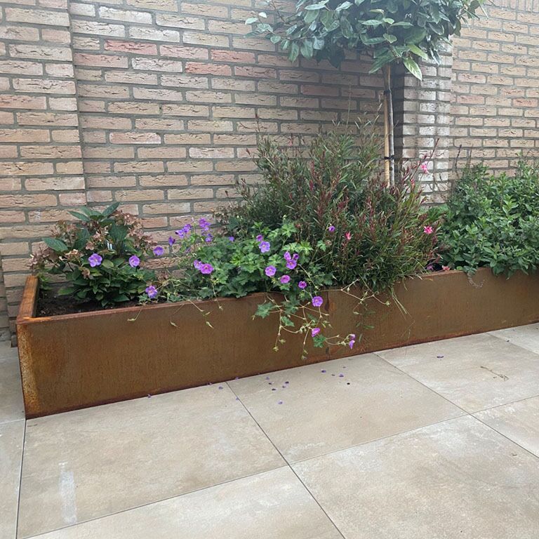 Cortenstahl-Stützmauer gerade 200 cm (Höhe 30 cm)