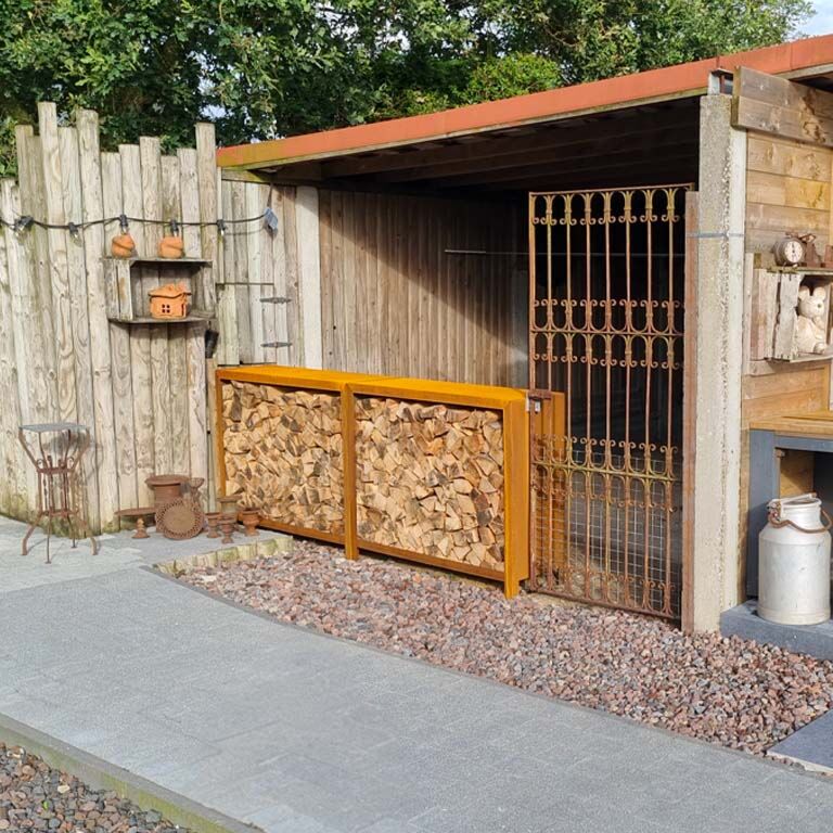 Holzlager aus Cortenstahl Indiana 100 x 120 x 40 cm