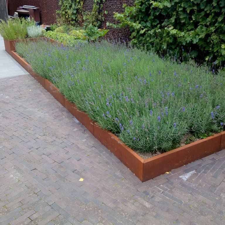 Cortenstahl-Stützmauer gerade 200 cm (Höhe 30 cm)