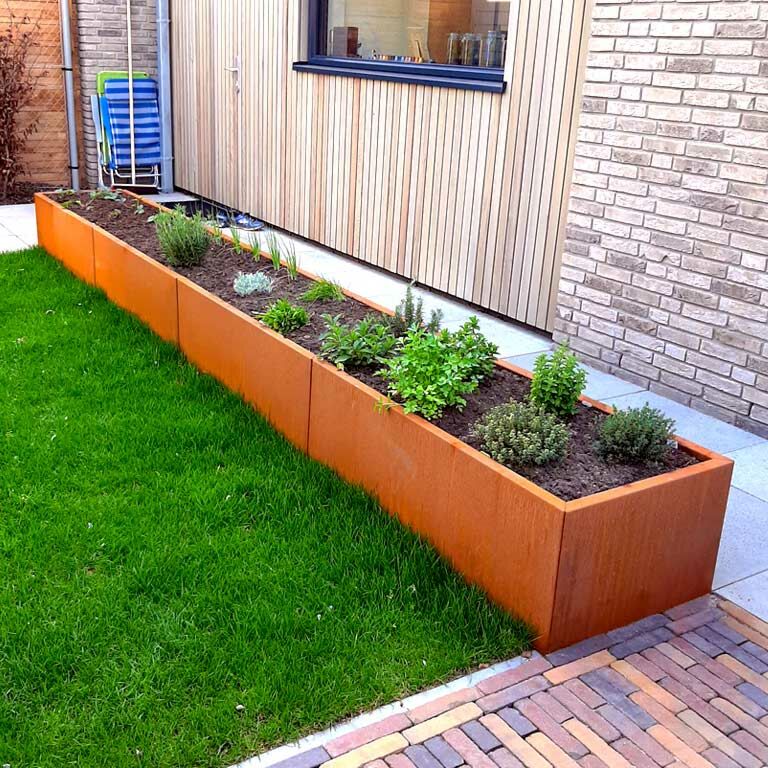 Hochbeet aus Cortenstahl Texas xxl 480 x 60 cm