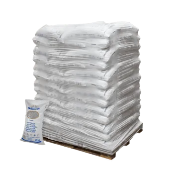 Pellet-Terrassenheizer - Palette mit Holzpellets